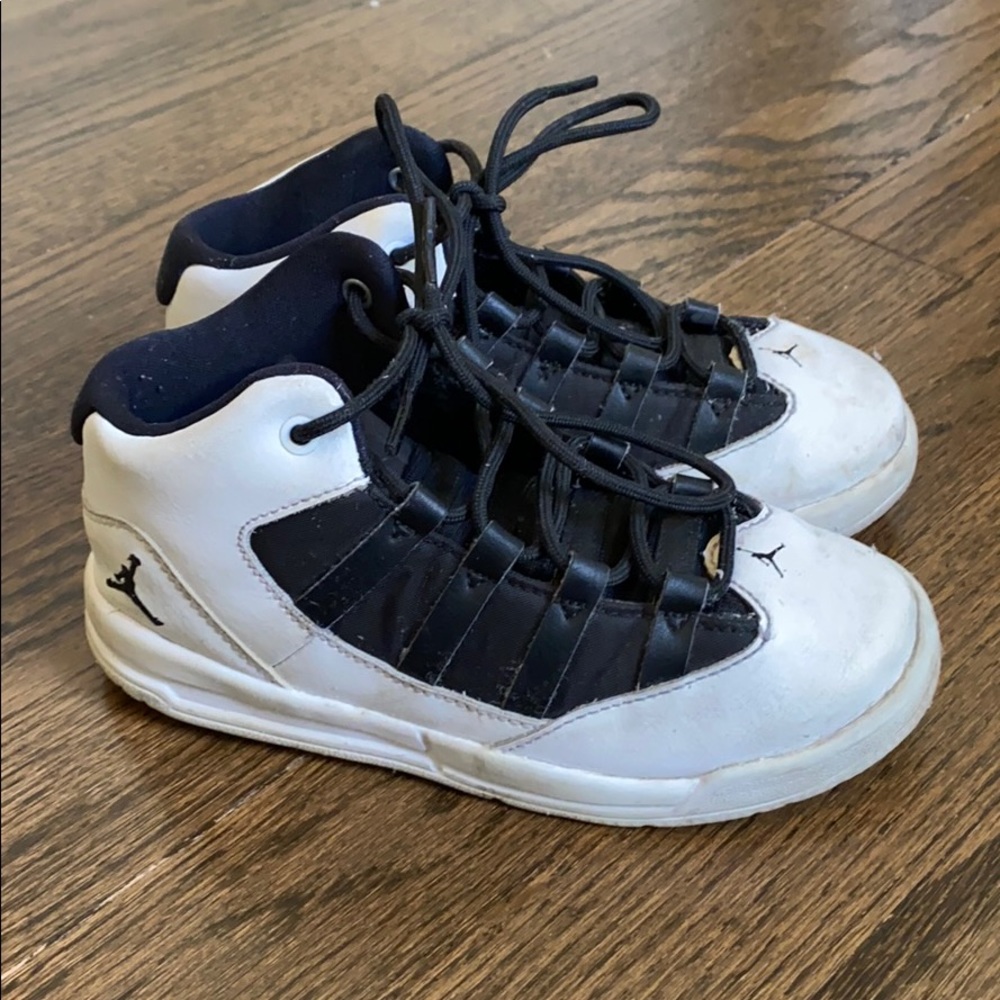 Jordan Max Aura Sneaker Toddler Size 10C